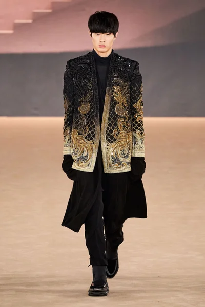 Look 67